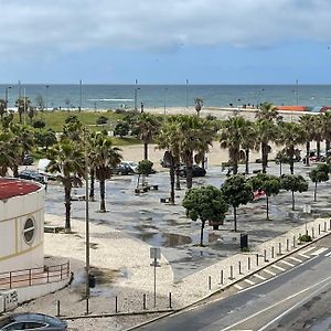 Enjoy Ocean Beach Life At Costa Da Caparica!